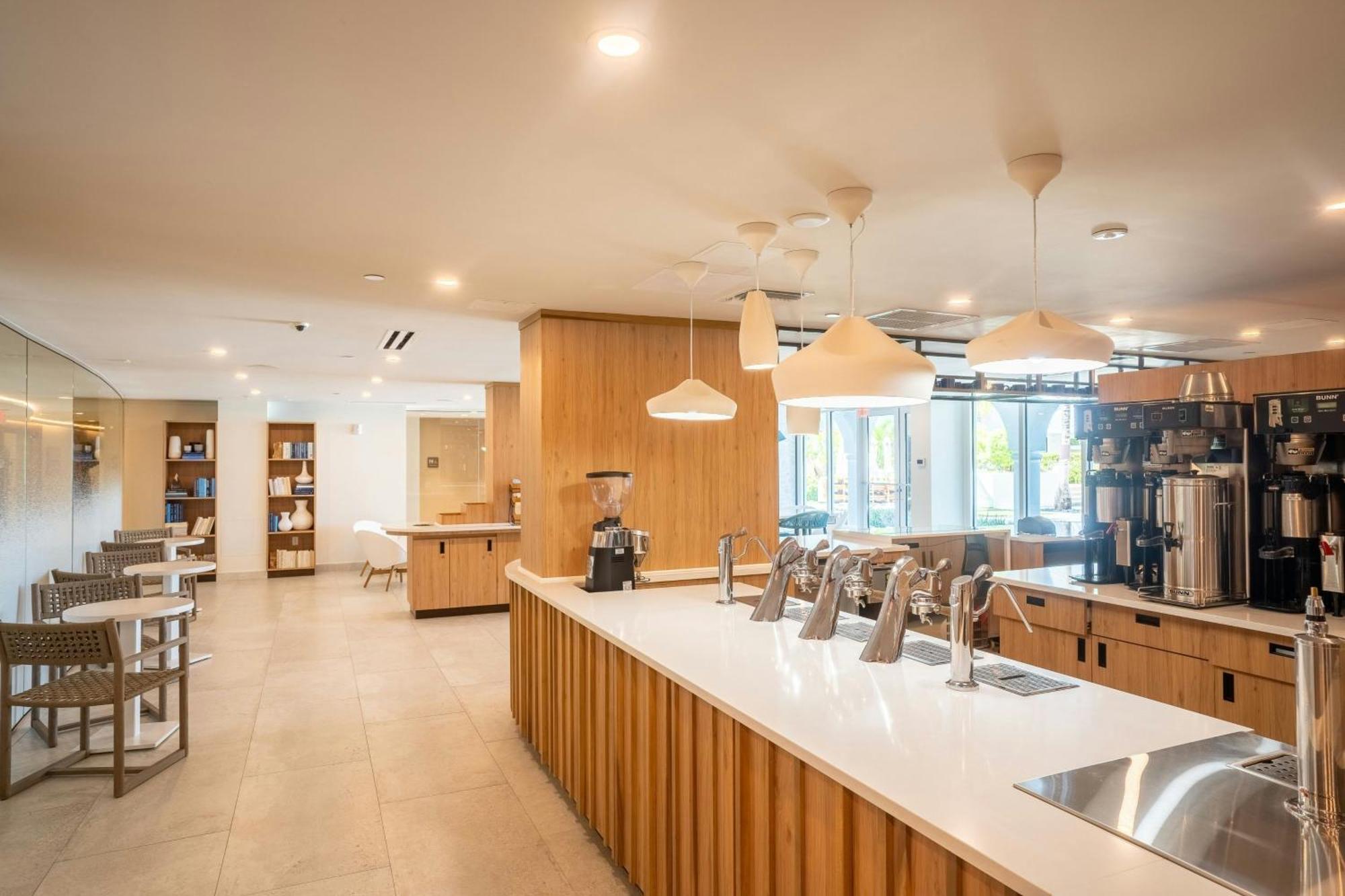 The Westin Grand Cayman Seven Mile Beach Resort & Spa West Bay Exterior foto